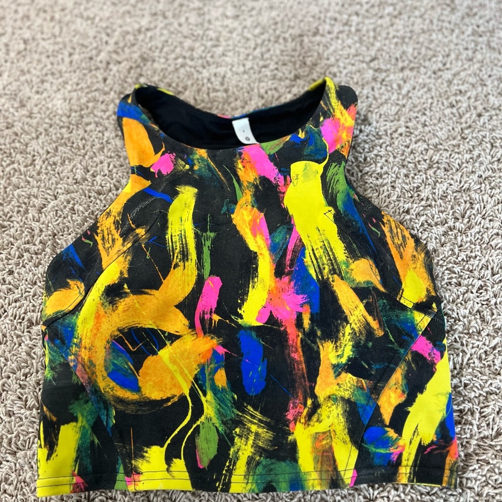Lululemon Invigorate train tank